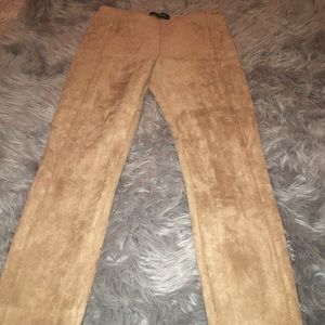 Ivanka Trump suede pants 🌟